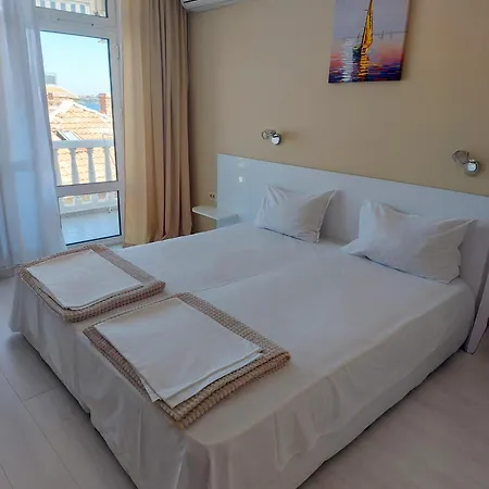 Exotic Casa de hóspedes 3*