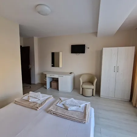 Casa de hóspedes Exotic 3*